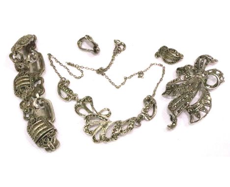 Collection of white metal marcasite jewellery. P&amp;P Group 1 (£14+VAT for the first lot and £1+VAT for subsequent lots) 