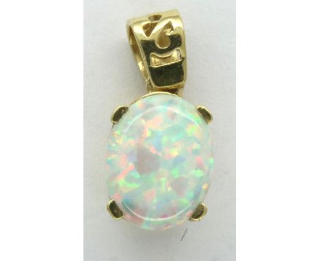 14ct gold opal pendant, opal H: 12 mm, 1.6g. stone is secure very little movement, no visible chips/cracks to stone, some ver