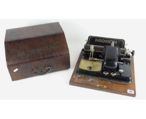 EARLY 20TH CENTURY VINTAGE MIGNON INDEX TYPEWRITER BY AEG serial no. 306502 (no key) Condition Report: some chips to the enam