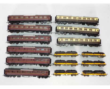 Airfix, Lima - A mixed siding of unboxed OO gauge passenger and freight rolling stock. Lot includes Airfix R4024 1st Class Op