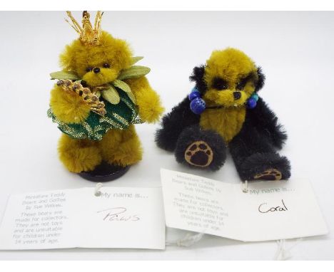 Sue Wilkes - Two unboxed collectable soft bears from Sue Wilkes' 'Shoe Button Collection' . The bears entitled 'Paws' and 'Co
