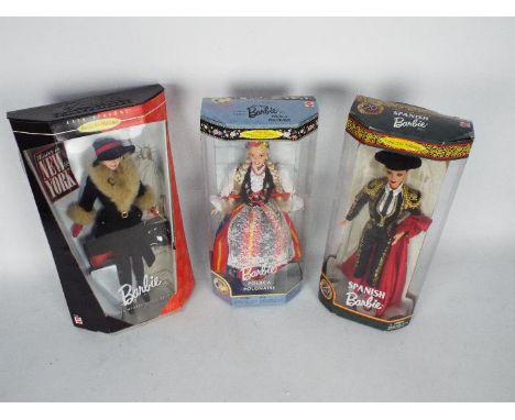 Barbie, Mattel - Three boxed 'Collector Edition' Barbie dolls. Lot consists of #18560 'Dolls of the World' Polish Barbie; #19