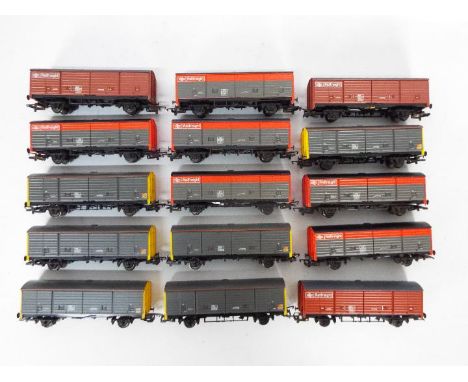 Hornby - A rake of 15 unboxed OO gauge Goods Wagons by Hornby. Lot includes Hornby R247 VDA 45 Ton Railfreight Closed Van in 