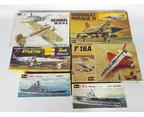 Revell - A boxed collection of 6 vintage mainly 1:72 scale military aircraft and ships plastic model kits by Revell. Lot incl