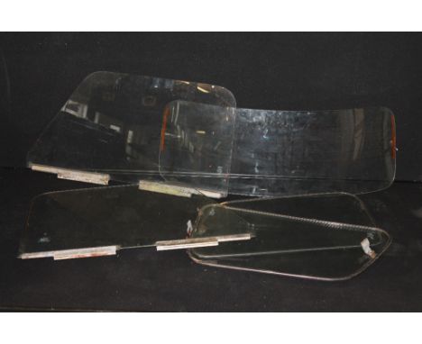 MINI COOPER WINDOWS - 5 glass windows for a vintage mini cooper including windscreen and side windows.