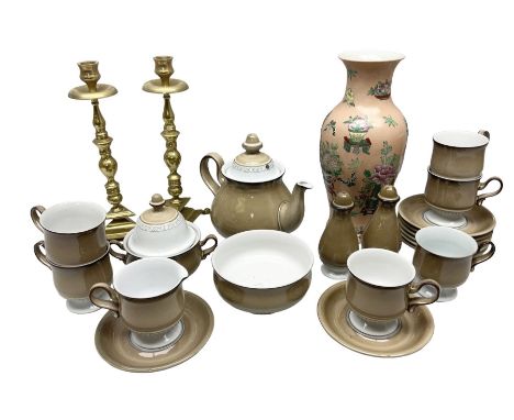 Denby tea wares, to include teapot, milk jug, covered sucrier, six cups etc, together with other collectables   