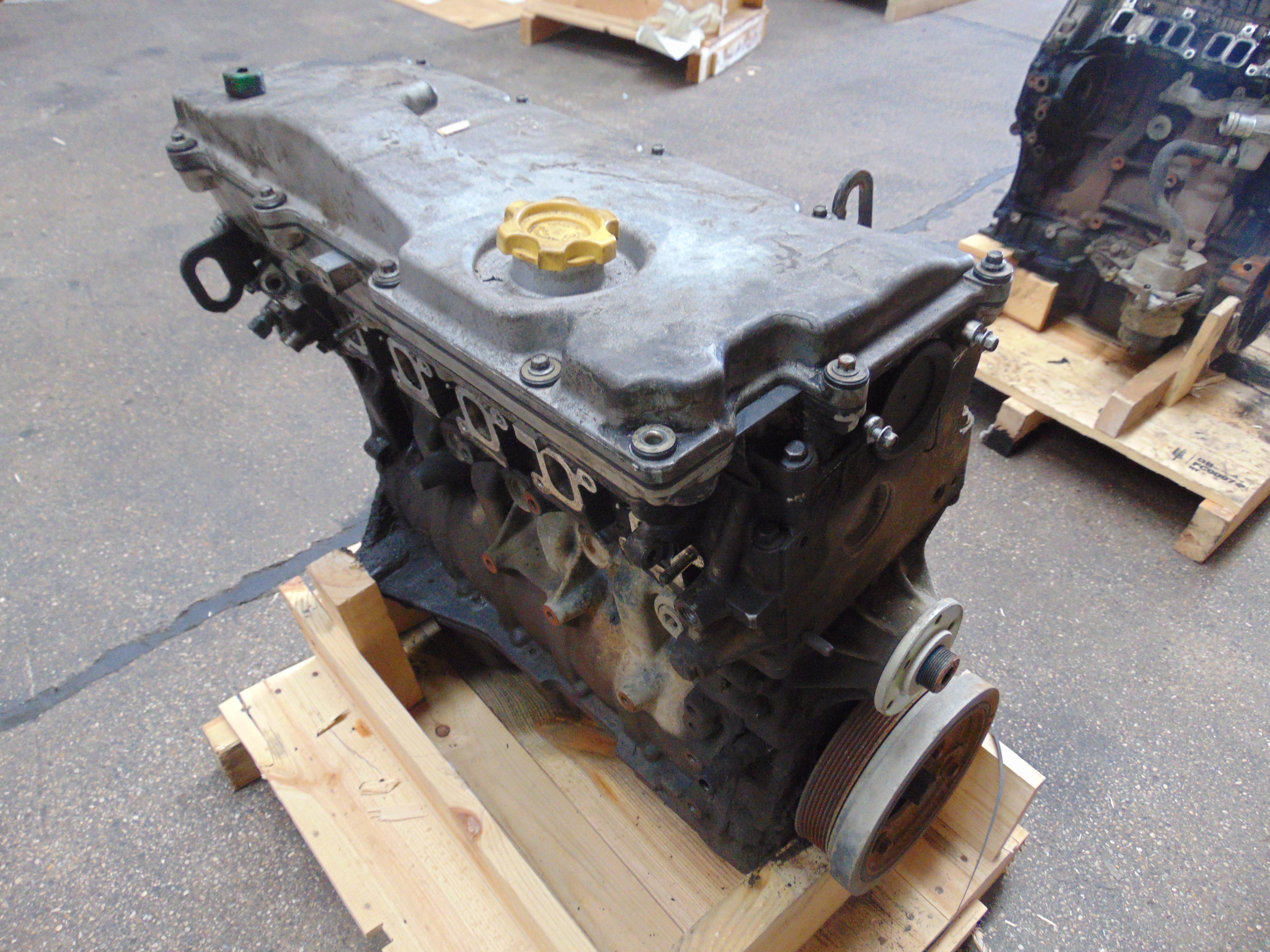 you are bidding on a land rover td5 takeout diesel engine p no lbb001190e it is direct from the you are bidding on a land rover td5 takeout diesel engine p no lbb001190e it is direct from the