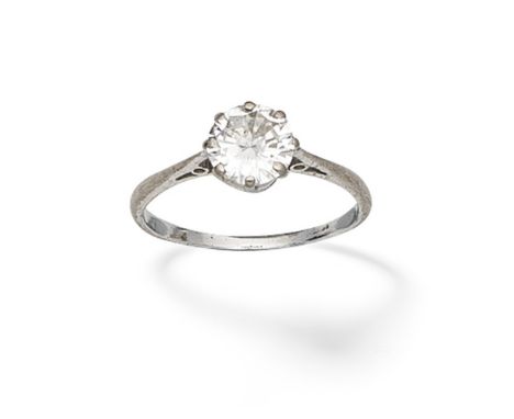 DIAMOND SINGLE-STONE RINGSet with a brilliant-cut diamond,  diamond approx. 1.00ct,  ring size approx. K½Footnotes:Please not