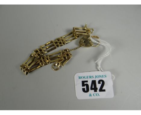 A ladies 9ct gate bracelet together with a locket, approx. 11grms