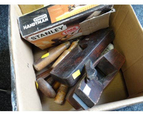 Parcel of vintage woodwork tools including planes, chisels etc