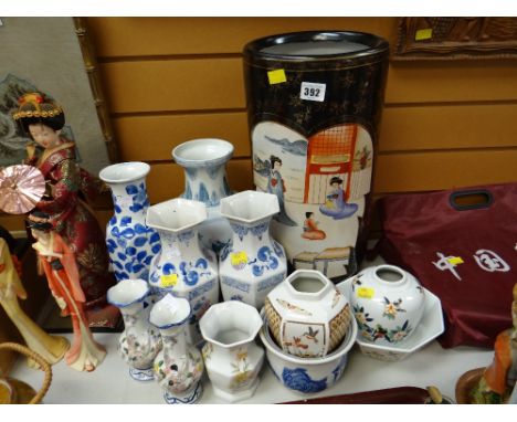 Parcel of various Oriental decorated ceramics including umbrella / stick stand, vases etc