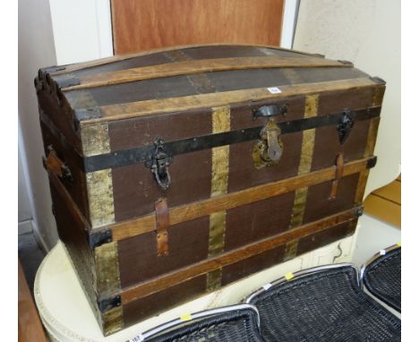 A good vintage wooden banded & canvas dome top trunk