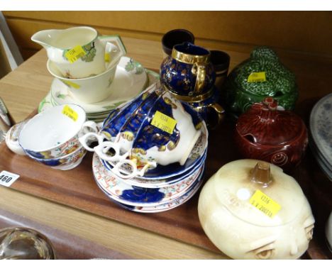 Tray of mixed china including Gaudy Welsh 'Tulip' pattern, Royal Tudorware together with a Sylvac parsley & beetroot pots