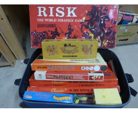Collection of vintage board games to include Parker Risk plus a boxed Pelham Puppet SS Dutch