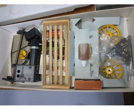 Boxed Mamod Traction Engine Kit, unchecked 