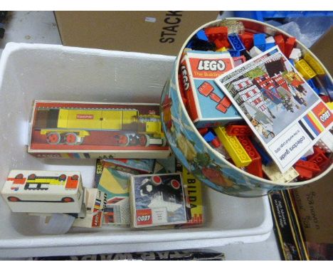 Collection of vintage Lego to include boxed sets 335 (complete), 603 (complete), 315 x 2 & 600 plus a tin of loose bricks and