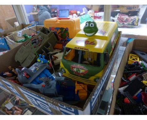 Collection of 1980's onwards toys to include Star Wars, Thundercats Blue Bird lunch box with flask, Teenage Mutant Ninja Turt