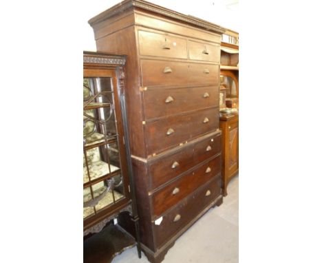 AN EARLY 19TH CENTURY MAHOGANY CHEST ON CHEST WITH DENTIL CORNICE, THE UPPER SECTION WITH TWO SHORT AND THREE LONG COCKBEADED