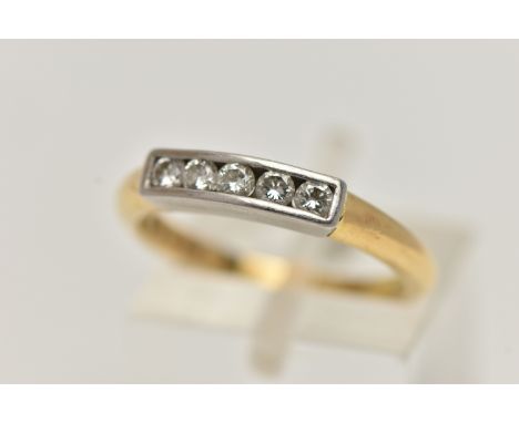 AN 18CT GOLD FIVE STONE DIAMOND RING, five channel set, round brilliant cut diamonds, estimated total diamond weight 0.20cts,