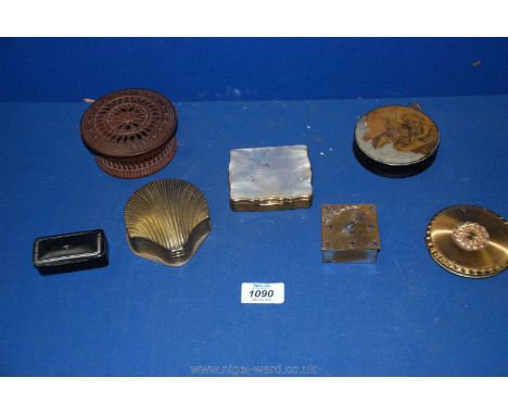 A quantity of various Boxes including geometric snuff box, compacts, etc.