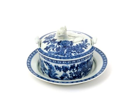 A Worcester blue and white circular buttertub with cover and stand  c.1770-75, printed with the Fence pattern, with large flo