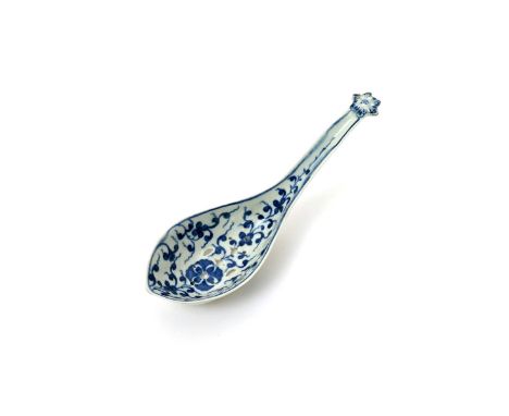 A good Worcester blue and white rice spoon  c.1768, painted with the Maltese Cross Flower pattern and pierced to the base of 