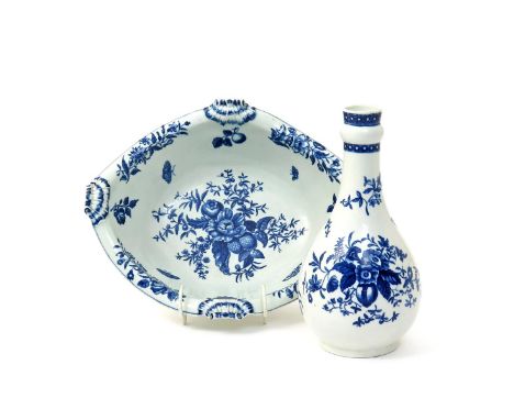 A Worcester blue and white guglet and a bowl  c.1770-80, printed with the Pinecone pattern, the guglet with a swollen knop at