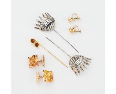 Group of mixed jewelry including: two silver crown-shaped pins marked Taxco and sterling; two 14k yellow gold square cufflink