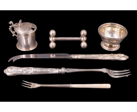 A Victorian silver salt cellar, Birmingham, 1869, together with a silver-handled pickle fork and cheese knife pair, a mother-