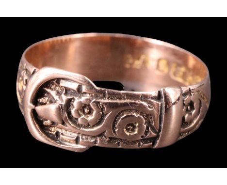 A late Victorian 9 ct gold buckle ring, Birmingham, 1900, 2.76 g, size R/S