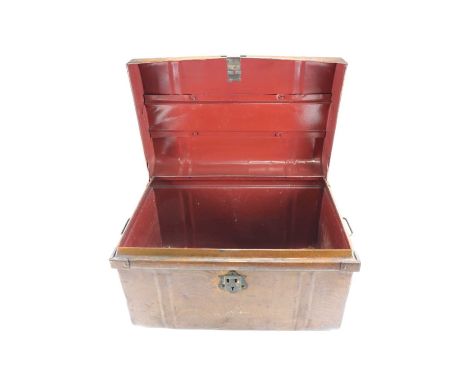A Victorian scumbled tinplate luggage trunk, 60 cm x 41 cm x 40 cm