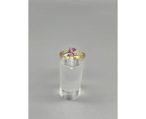 9ct snake ruby ring 