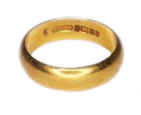 A 1970s 22ct gold wedding band, sponsor 'CG&amp;S', Birmingham 1971, wt. 4.5g, size I/J.  Condition - good, general wear only