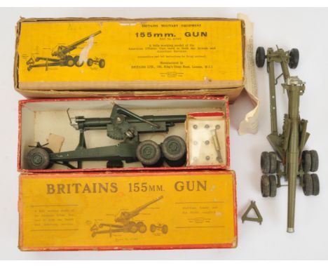 Britains - A Pair of Set No. 2064 '155mm Gun', Boxed. One earlier issue with aluminium ammunition and is missing one trail sp