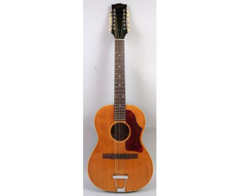 GIBSON B-25 TWELVE STRING ACOUSTIC GUITAR 1969 serial number 566020 in natural finish and faux tortoise shell scratch plate. 