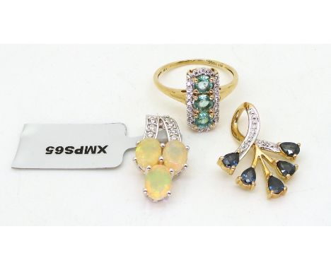 A collection of Gems TV jewellery&nbsp; to include a 9ct emerald and clear gem set ring, size O, a 9ct gold sapphire and diam