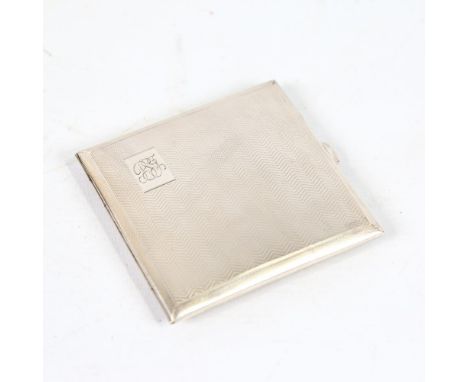 An Art Deco George VI silver cigarette case, allover engine turned decoration with gilt interior, maker's marks K and D, hall