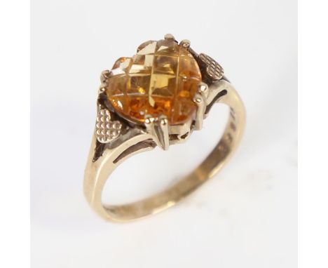 A late 20th century 9ct gold heart-shaped citrine dress ring, with engraved heart shoulders, hallmarks Birmingham 1993, setti