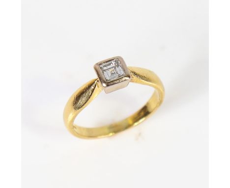 A modern 18ct gold 0.3ct square-cut solitaire diamond ring, diamond weight calculated from measurements: length - 3.60mm, wid