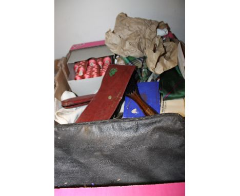 A BOX OF ASSORTED VINTAGE ITEMS
