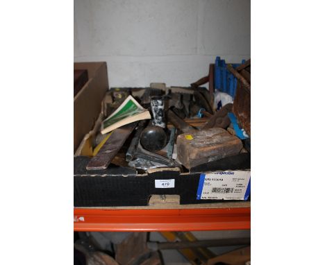 A TRAY OF MIXED TOOLS ETC