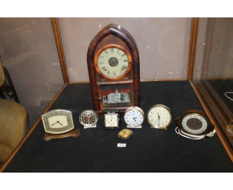A SELECTION OF VINTAGE CLOCKS