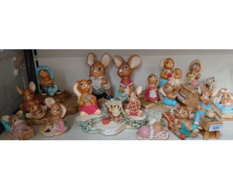 Pendelfin - 3 stands Bandstand, Picnic Stand &amp; Timber Stand, 2 large figurines Mother and Father together with 17 figurin