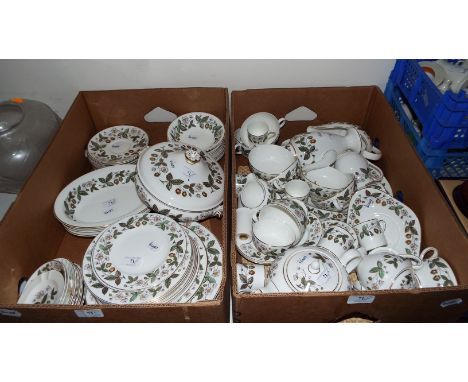 A Wedgwood Strawberry Hill pattern tea, coffee and dinner service (2 boxes)