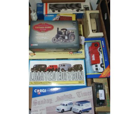 Assorted die-cast vehicles, including Corgi Vintage Glory of Steam Fowler B6 road engine Lafayette War Department, 80109, Cor