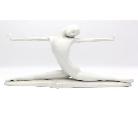 Winkler, Fritz (1894 Dresden 1964) Art Deco-Skulptur "Grätsche" - stilisierter Frauenakt im Spagat. Porzellan, weiß. Form-Nr.