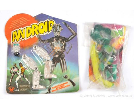 Strawberry Fayre vintage Cyborg Android figure Annihilators accessory set, Mint, within Fair to Good (creased) sealed packagi