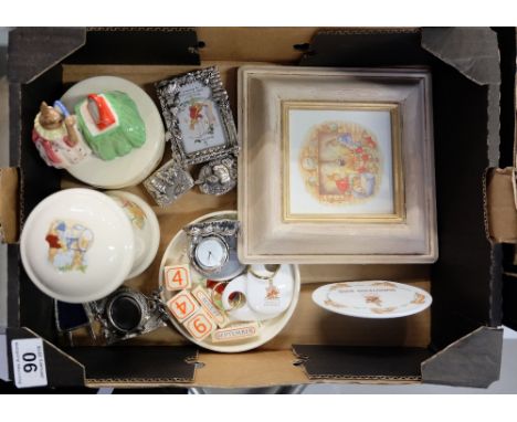 A collection of Royal Doulton Bunnykins items to include plate collectors extravaganza Dorking halls 2001, all dressed up fig