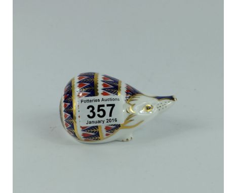 Royal Crown Derby Hedgehog with gold stopper 