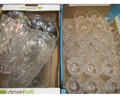 Set of eight Stuart lead crystal rummers, set of 6 similar lead crystal rummers, 7 champagne saucers, lead crystal trumpet de